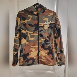 Herschel 🔥🔥HOST PICK🔥🔥lightweight windbreaker jacket NWT